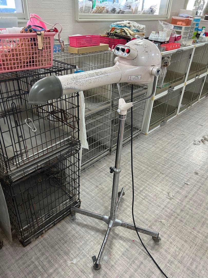 iチセ スタンド式ペット用ドライヤー