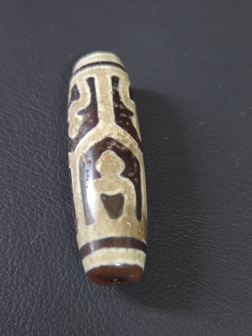 865　天珠　亀甲長壽蓮花宝瓶天珠　紅玉髄.貴重　珍品　dzibeads！