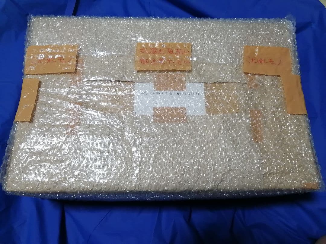 d*2様 大怪獣シリーズ　ウルトラセブン　カプセル怪獣セット　ミクラス・ウィンダ