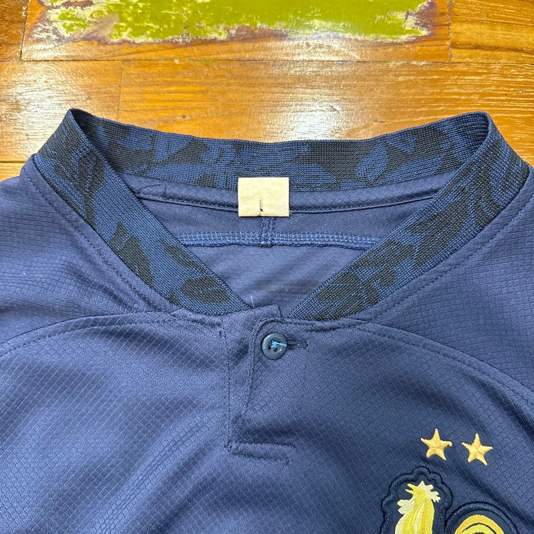 フランス代表 MBAPPE 10 ネイビーシャツ　サッカー　Tシャツ　Sサイズ