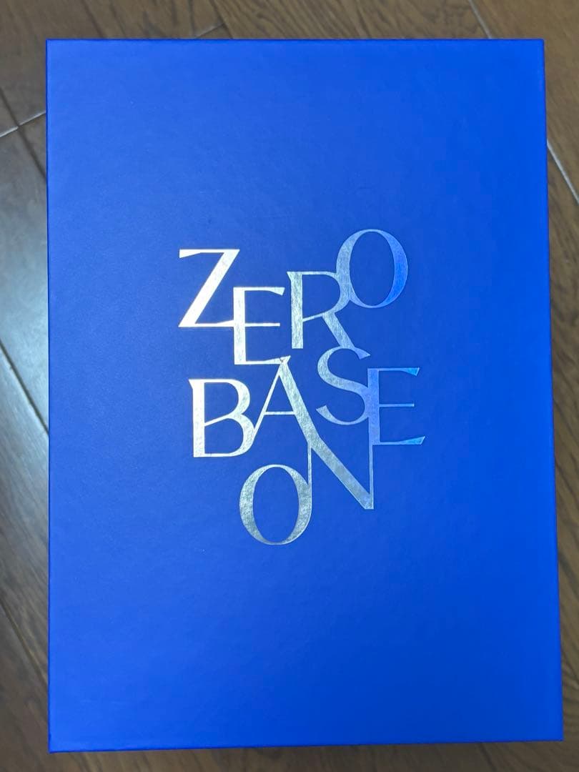 ZEROBASONE ペンライト (おまけトレカ付き)