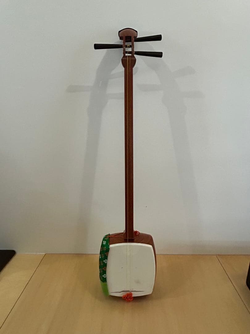 長唄　三味線本体 ケース付き