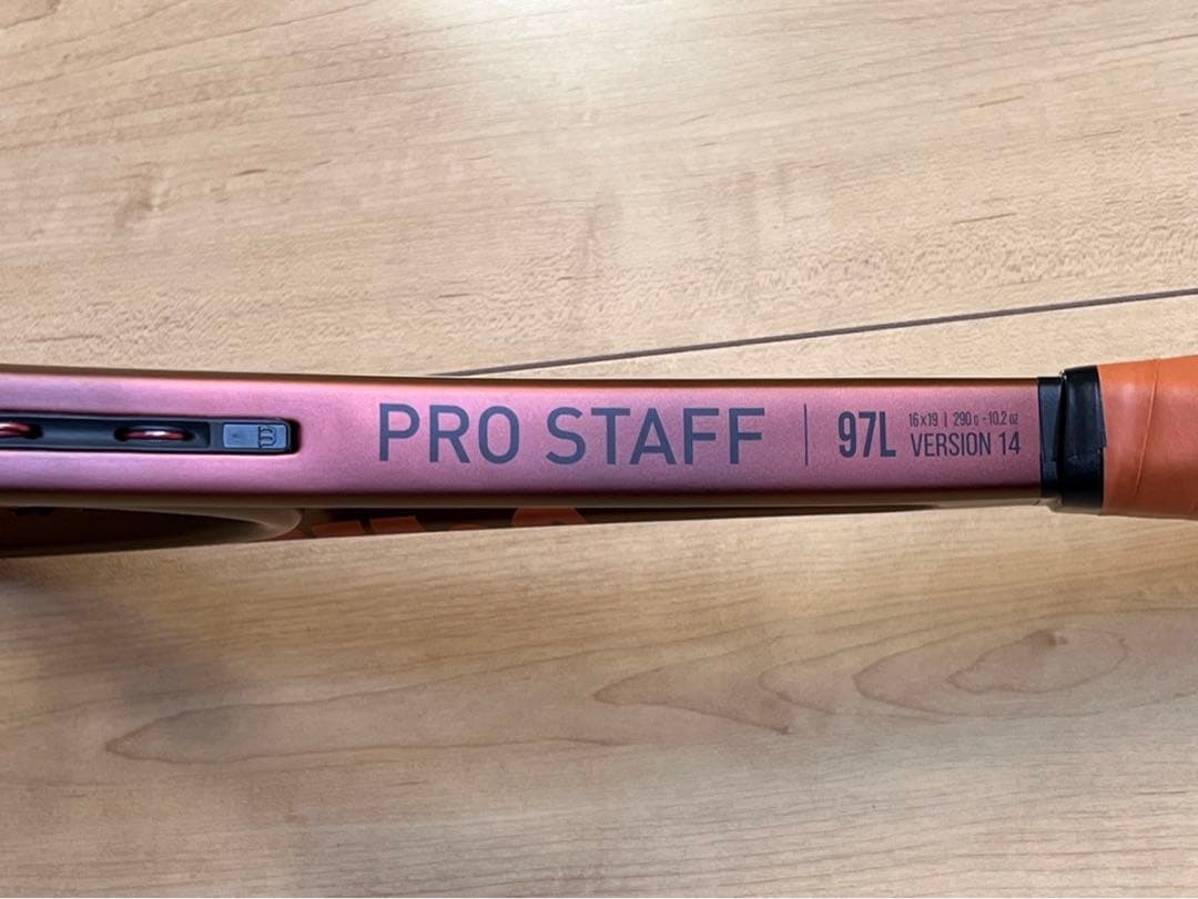 ウィルソン　プロスタッフ　97L V14 国内正規品