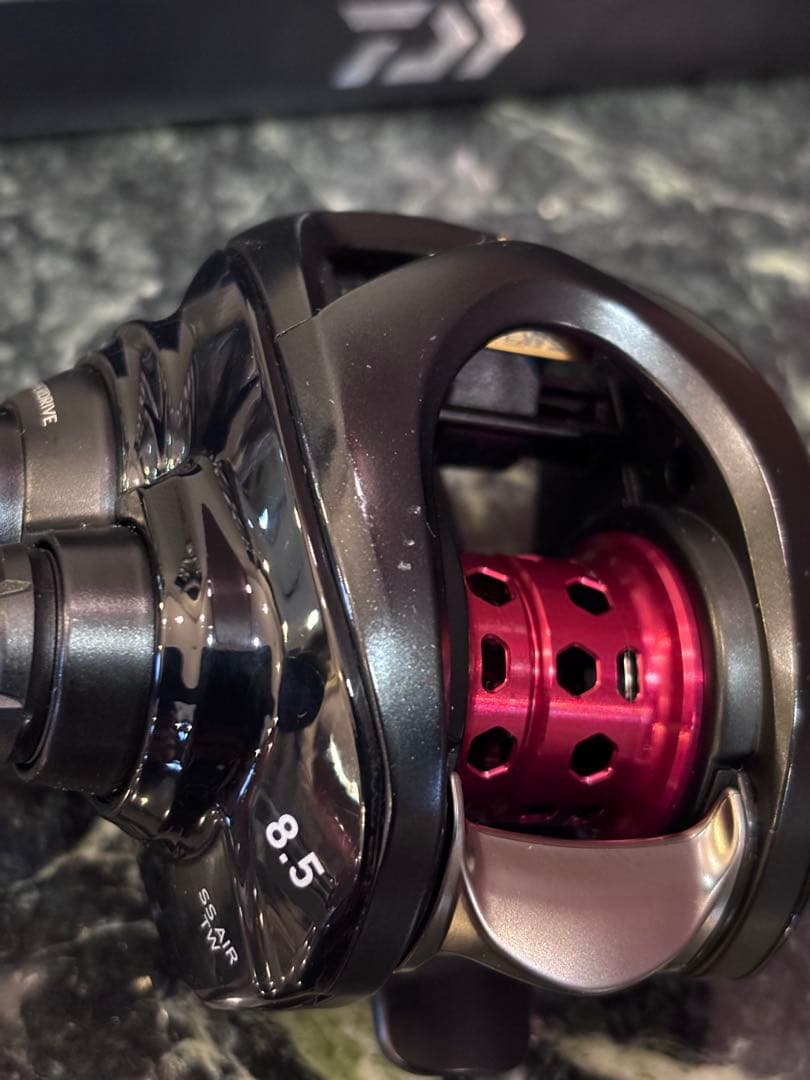 ダイワ SS AIR TW 8.5L ベイトリール