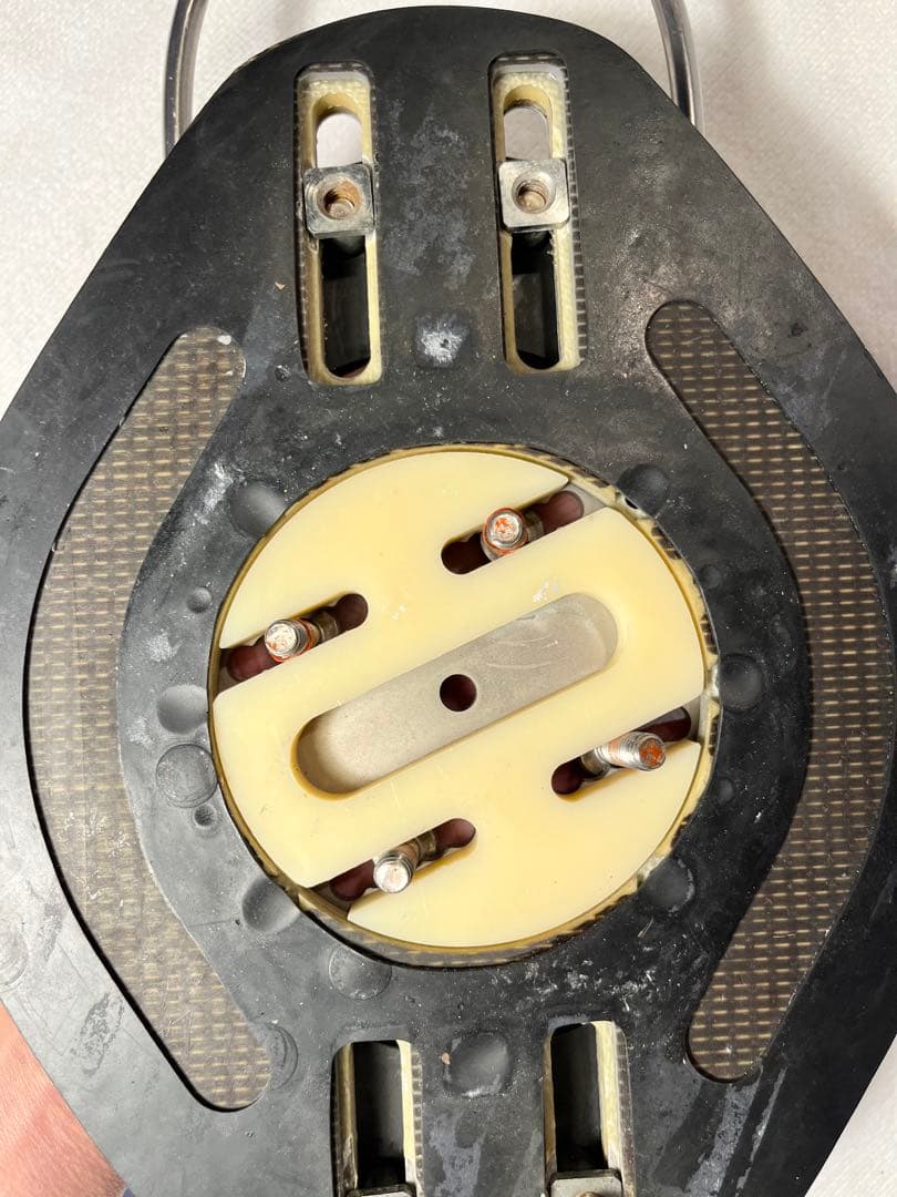 アルペンスノーボードビンディング アクトギア　SMサイズ