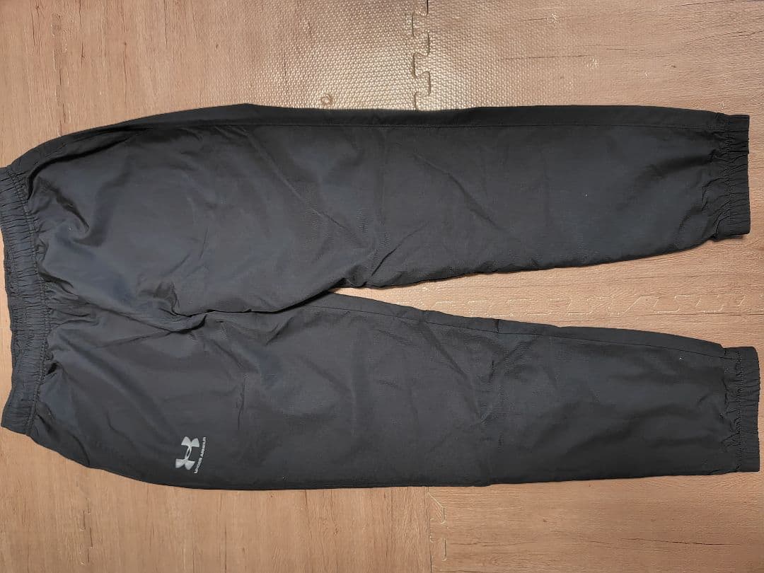 Under Armour 迷彩柄ウィンドブレーカー　上下