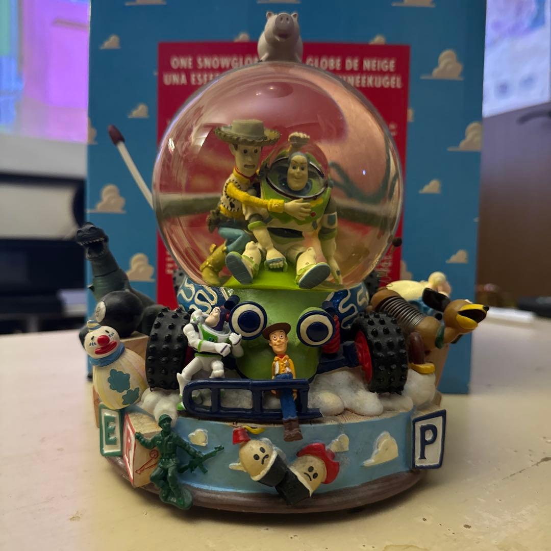 トイ・ストーリー スノーグローブ