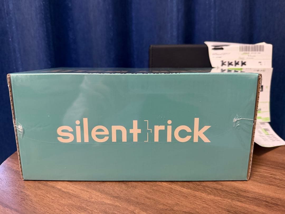 Angry Molly Eyes Fire Designer Toy限定996体