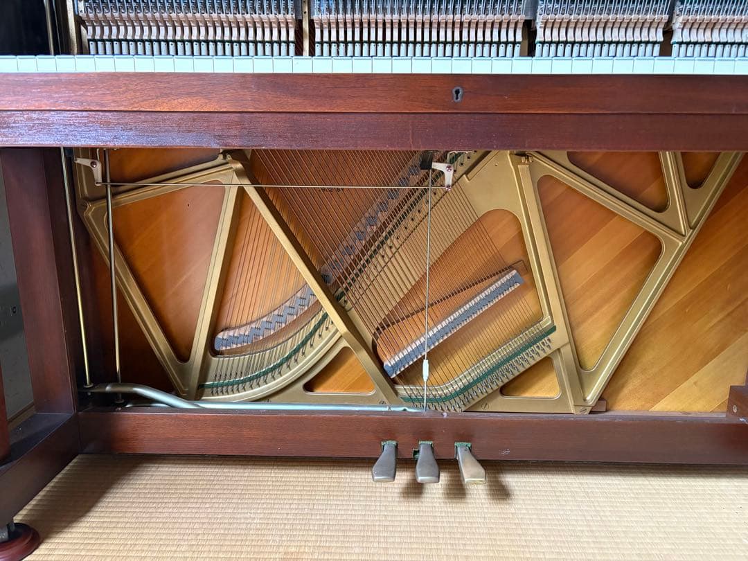 YAMAHA ピアノ W102Ｂウォルナット半艶　大幅に値下げ45→37万円！