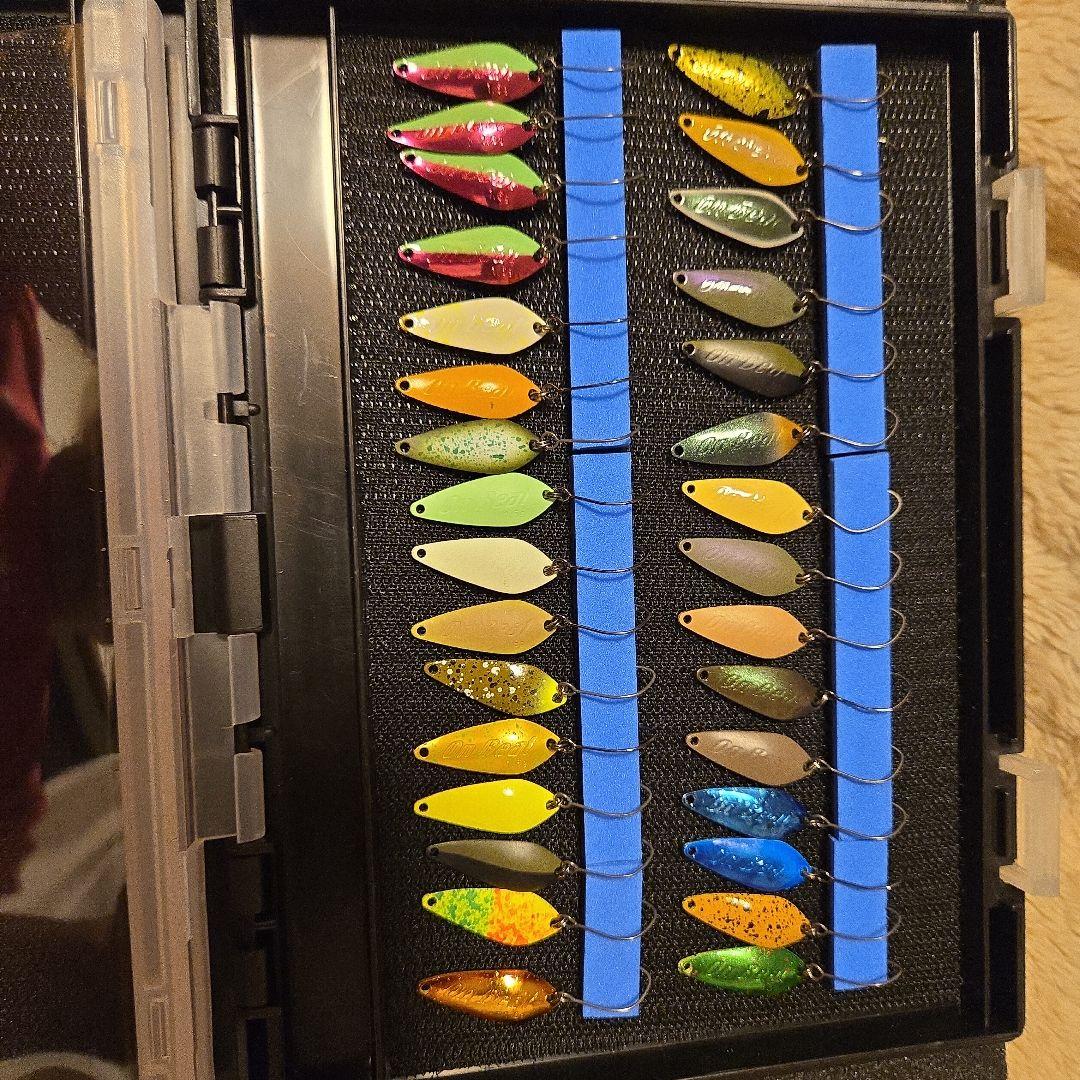 ロデオクラフト　オンビート　1.6g ４５個セット　オリカラ多数アリ　ケース付き