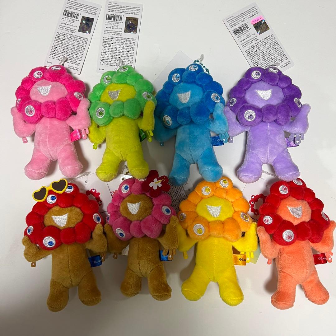 推しカラー　ミャクミャク　日焼け　コンプリート