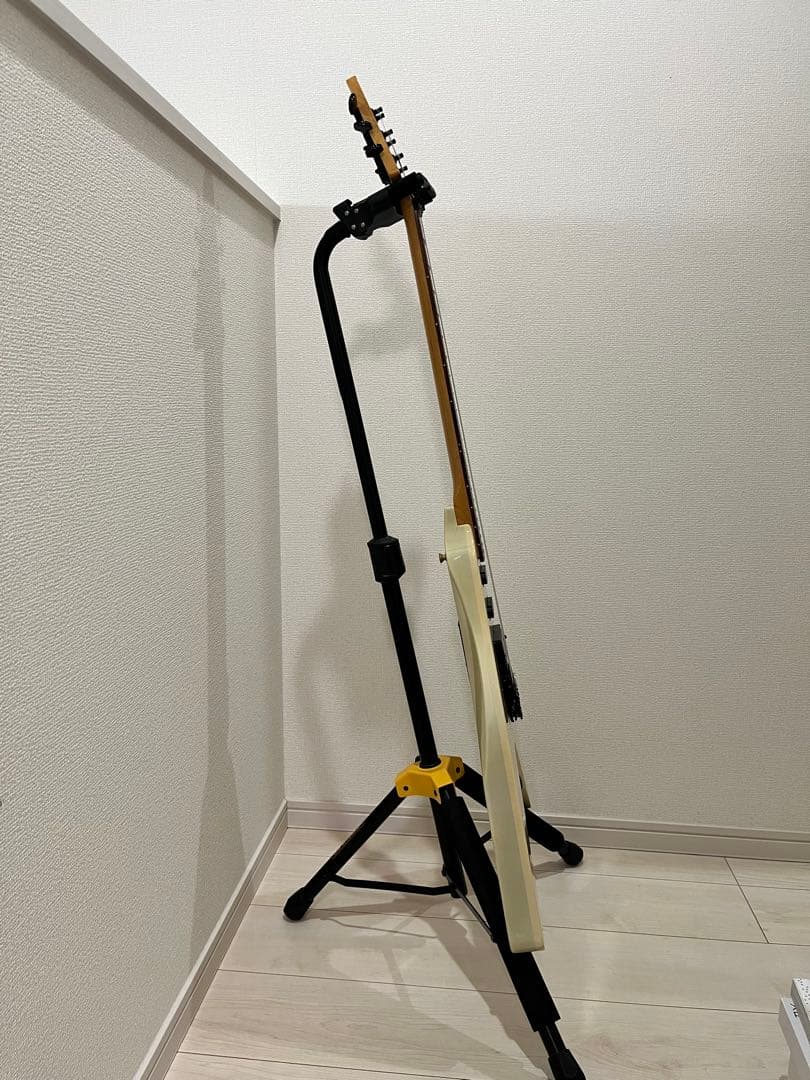 FERNANDES フライングV タイプ