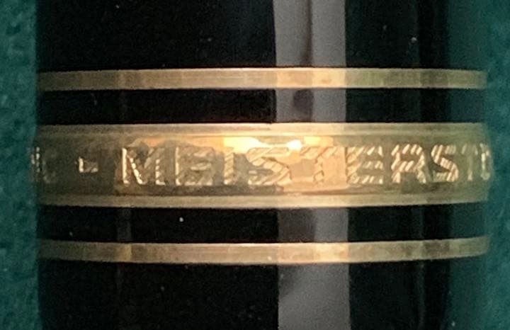 MONTBLANCの万年筆