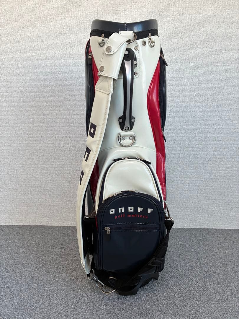 【ONOFF】ゴルフキャディバッグ ネイビー/ホワイト/レッド