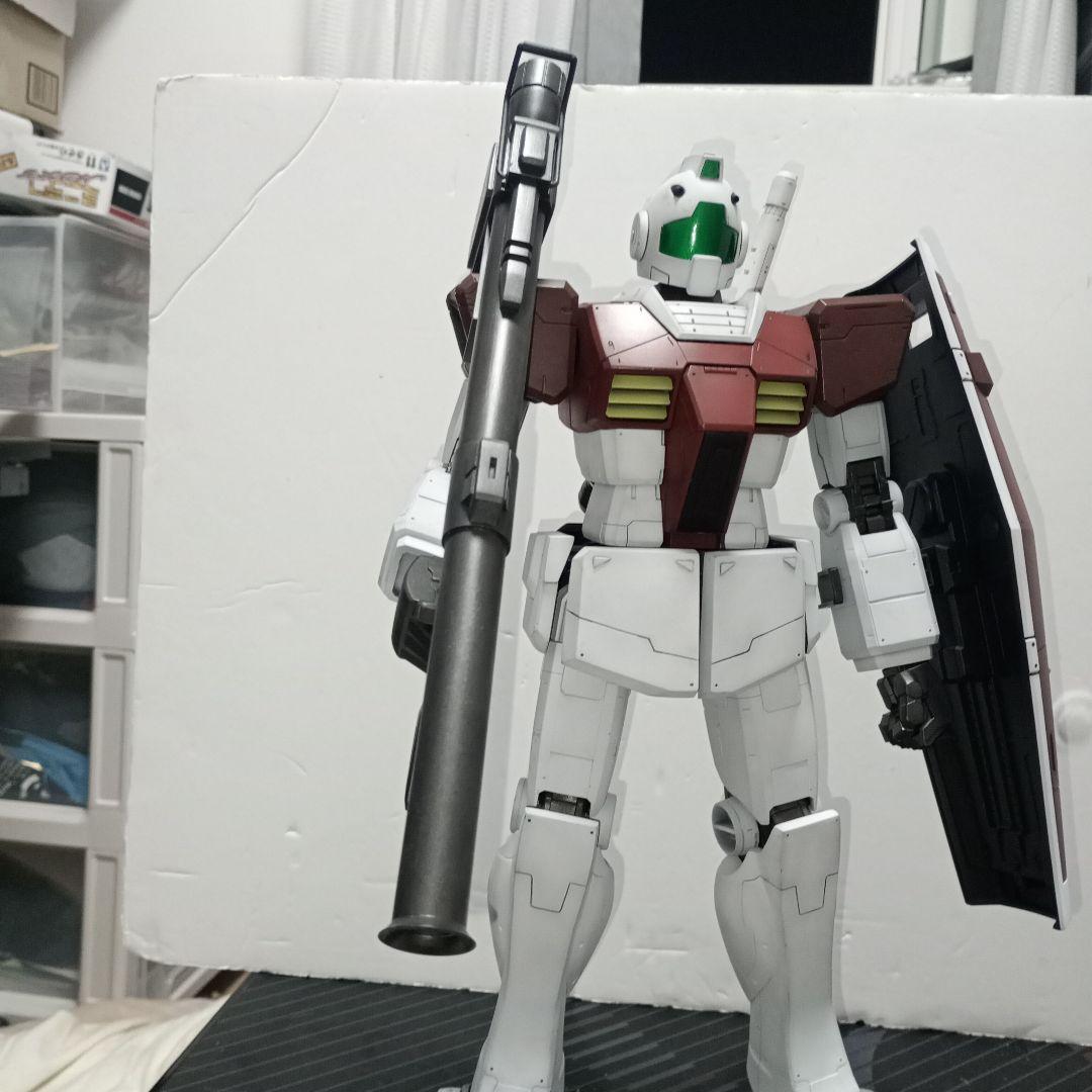 メガサイズ　ジム　1/48　プラモデル完成品　 ガンダムシリーズ