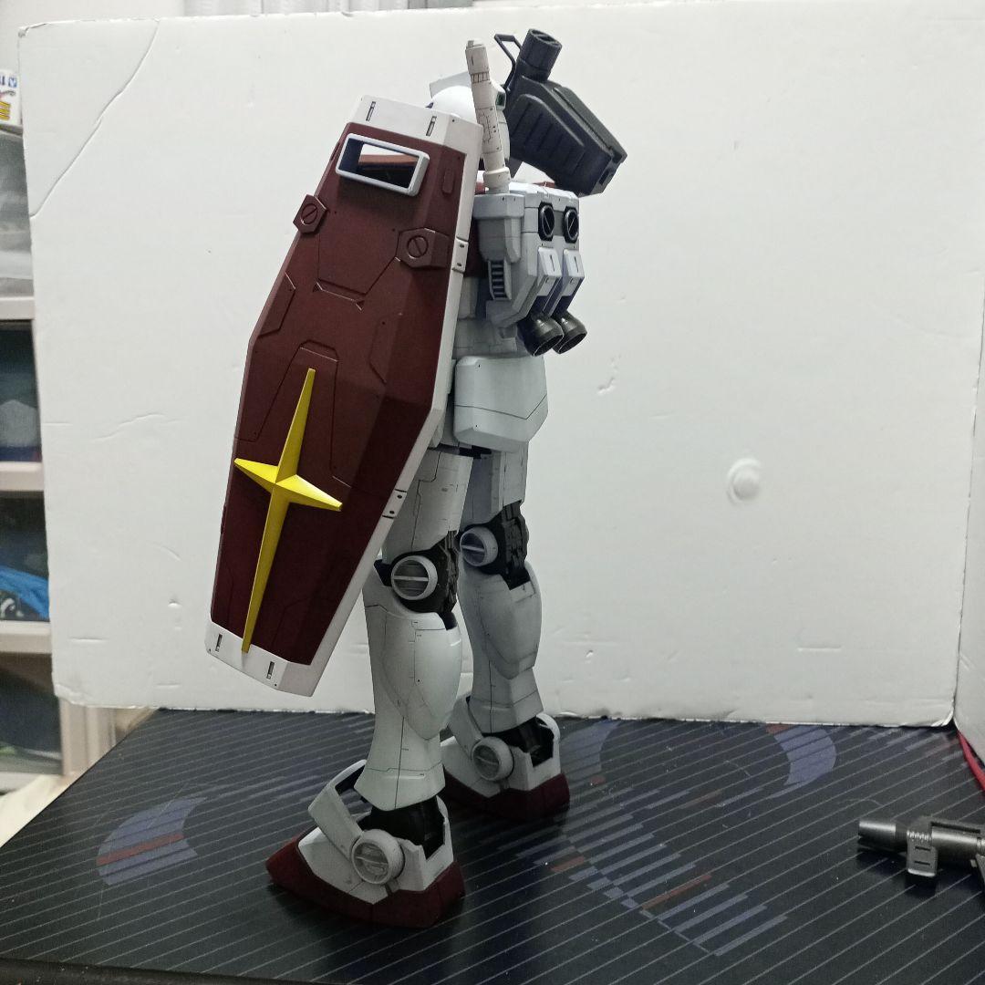メガサイズ　ジム　1/48　プラモデル完成品　 ガンダムシリーズ