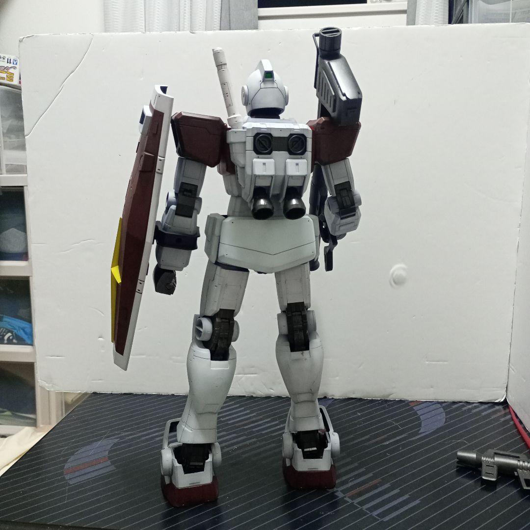 メガサイズ　ジム　1/48　プラモデル完成品　 ガンダムシリーズ