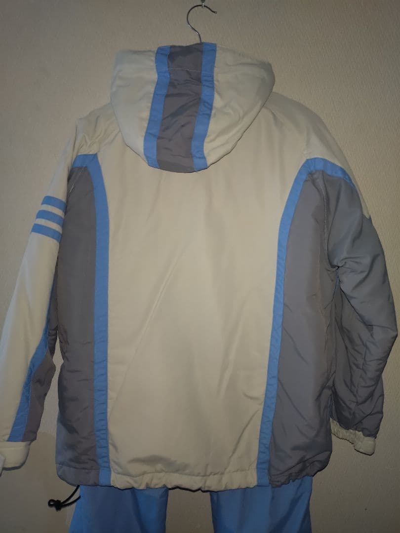 adidas ウィンタースポーツウェア　S〜