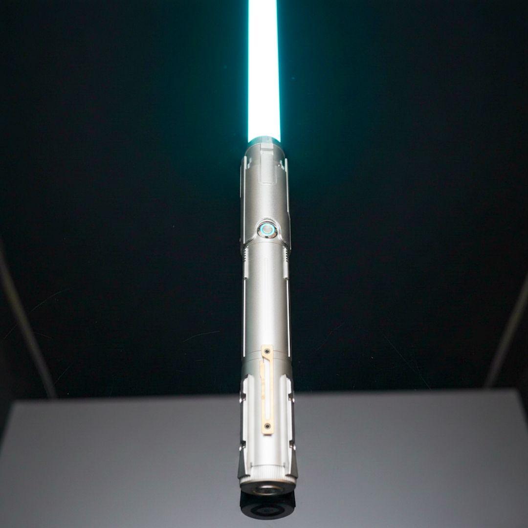 カスタムライトセーバー　ネオピクセル　新品　ベン・ソロ　スターウォーズ　EP8