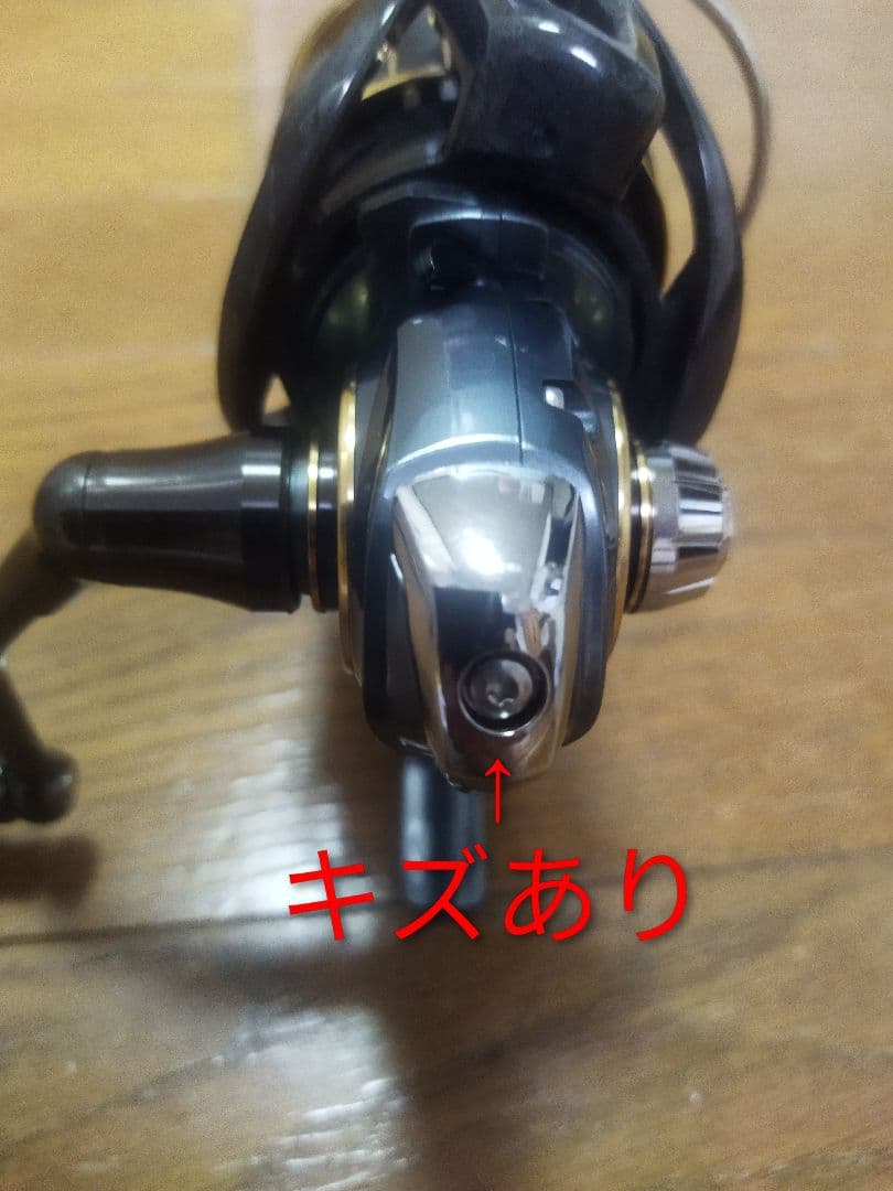 DAIWA スピニングリール ブラック/ゴールド