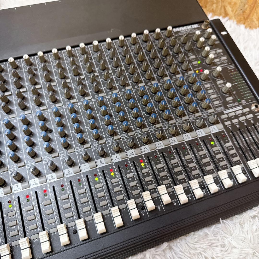 MACKIE 1604-VLZ PRO アナログミキサー ラック用ブラケット付き