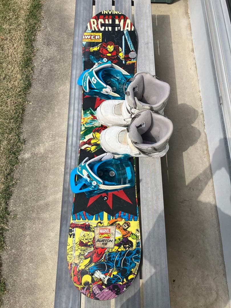 Burton スノーボードMarvel Comics サイズ115㎝3点セット
