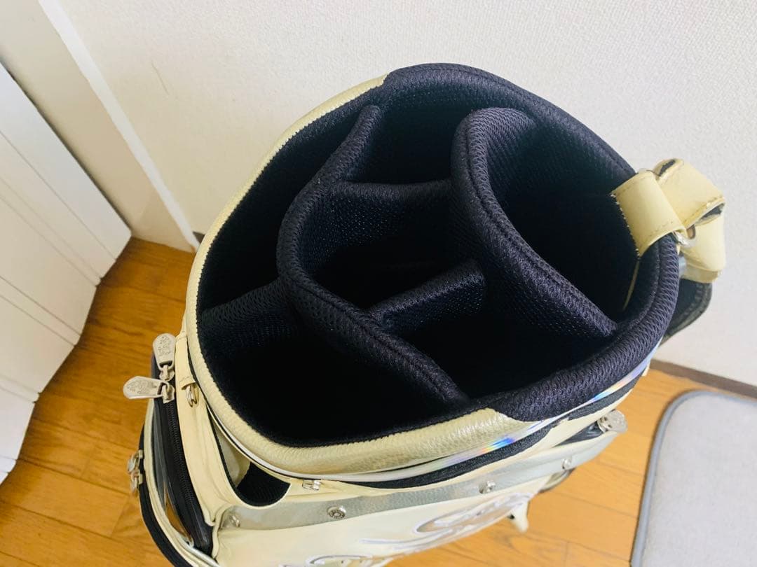 ダンス・ウイズ・ドラゴン ホワイトゴルフバッグ (消毒済)