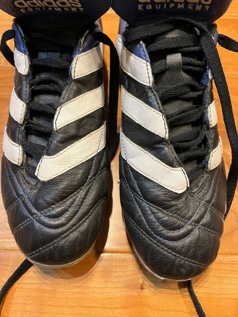 アディダス　サッカースパイク　ノヴァ　レア　25.5センチ