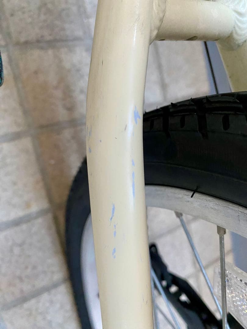 直接引き渡しコーダーブルーム　asson J20ホワイト。名古屋市栄