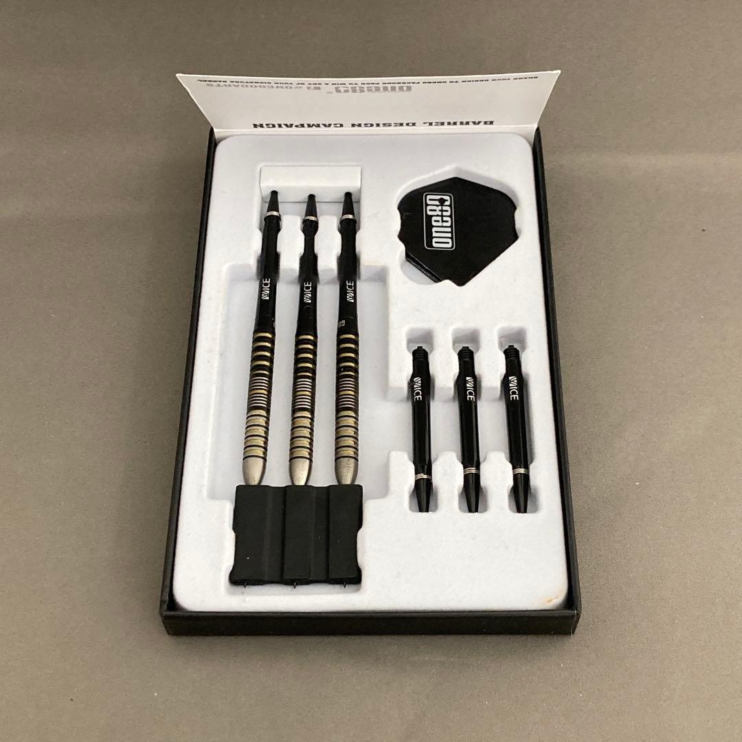 ダーツ　TEAM ONE 80 セイバートゥース