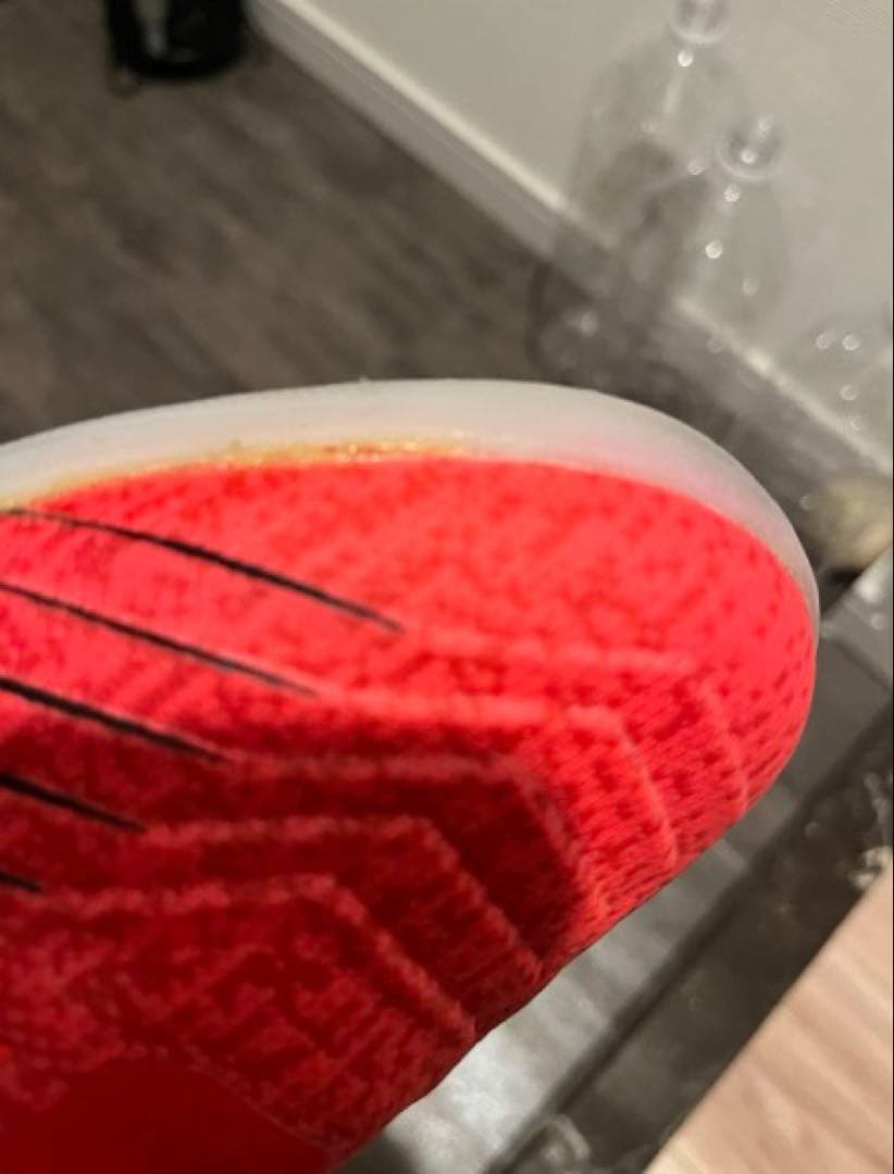 アディダス　プレデター　＋　ターフ