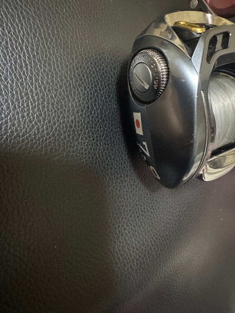 ダイワ ベイトリール 右ハンドル