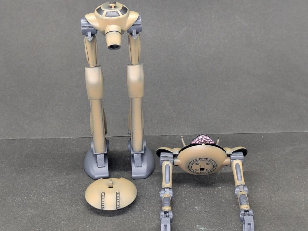 伝説巨神イデオン　バックフラン宇宙軍制式重機動メカ　ジグ・マック/アディゴ完成品