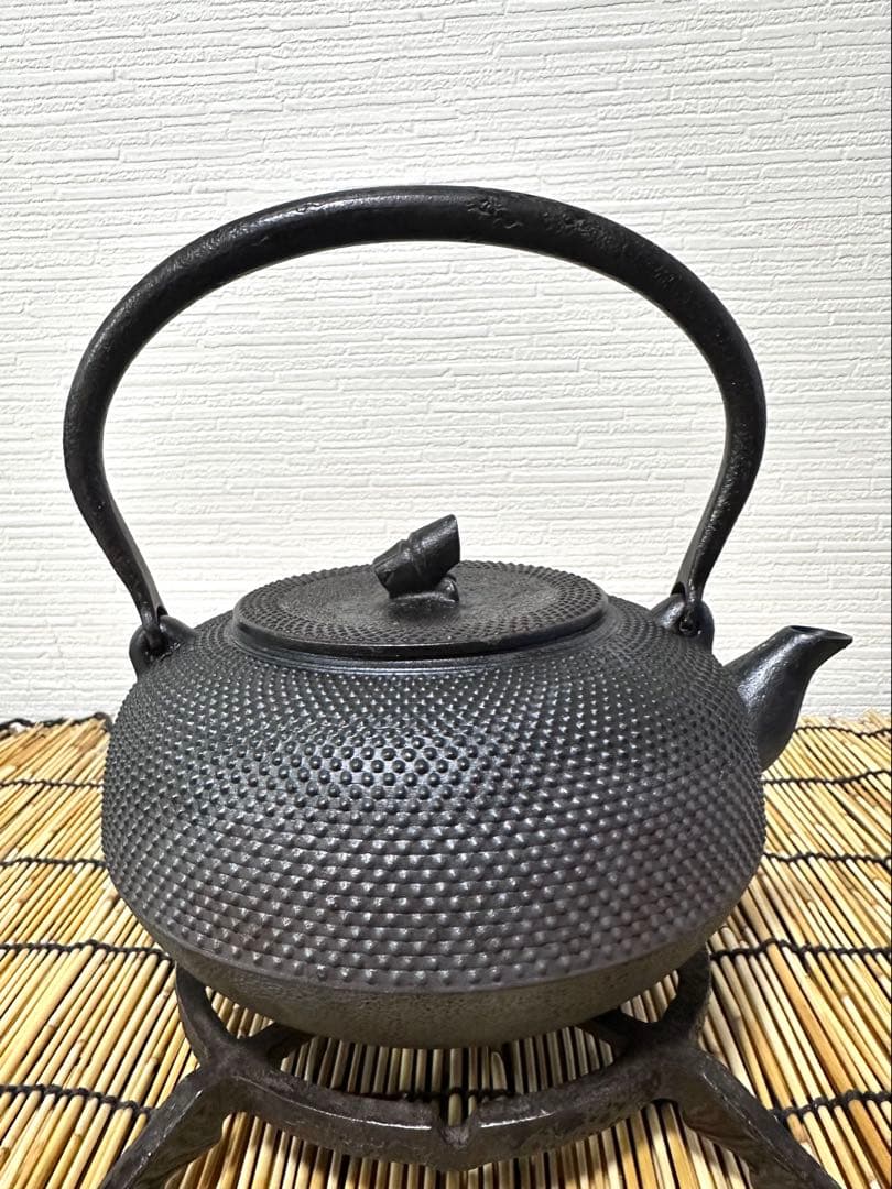 ＵＳＥＤ、良品　南部秀山堂　佐藤 勝弘作　１５型アラレ　en様売約済み