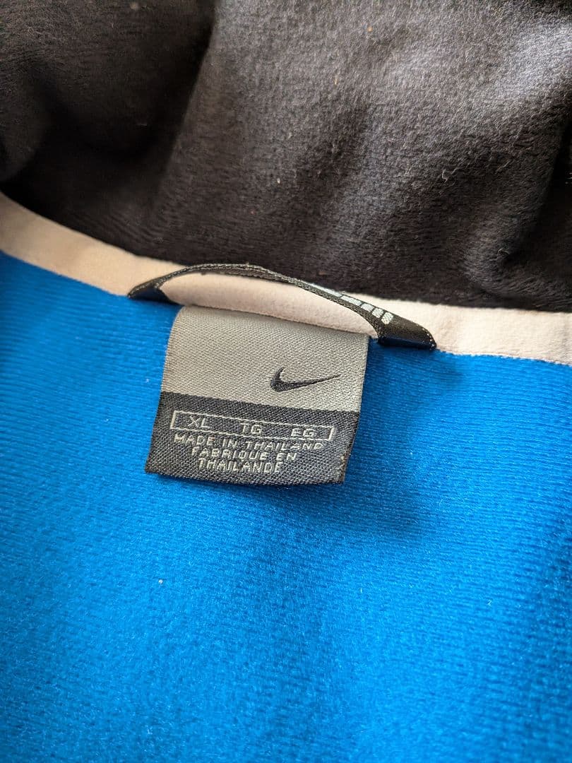 02/03NIKEマンチェスターユナイテッドハーフベンチコート