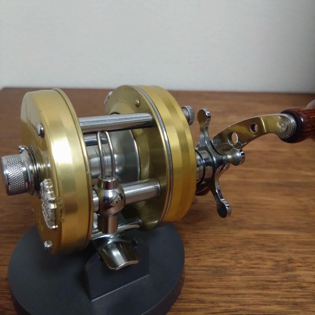 ABU アブガルシア アンバサダー 4501C クラシックゴールド 左巻き