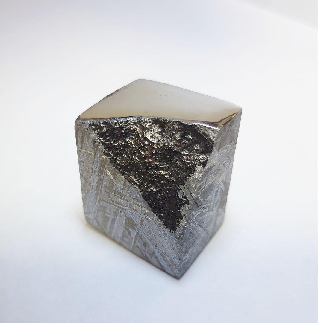 ギベオン隕石 104.6g 標本　鉄隕石