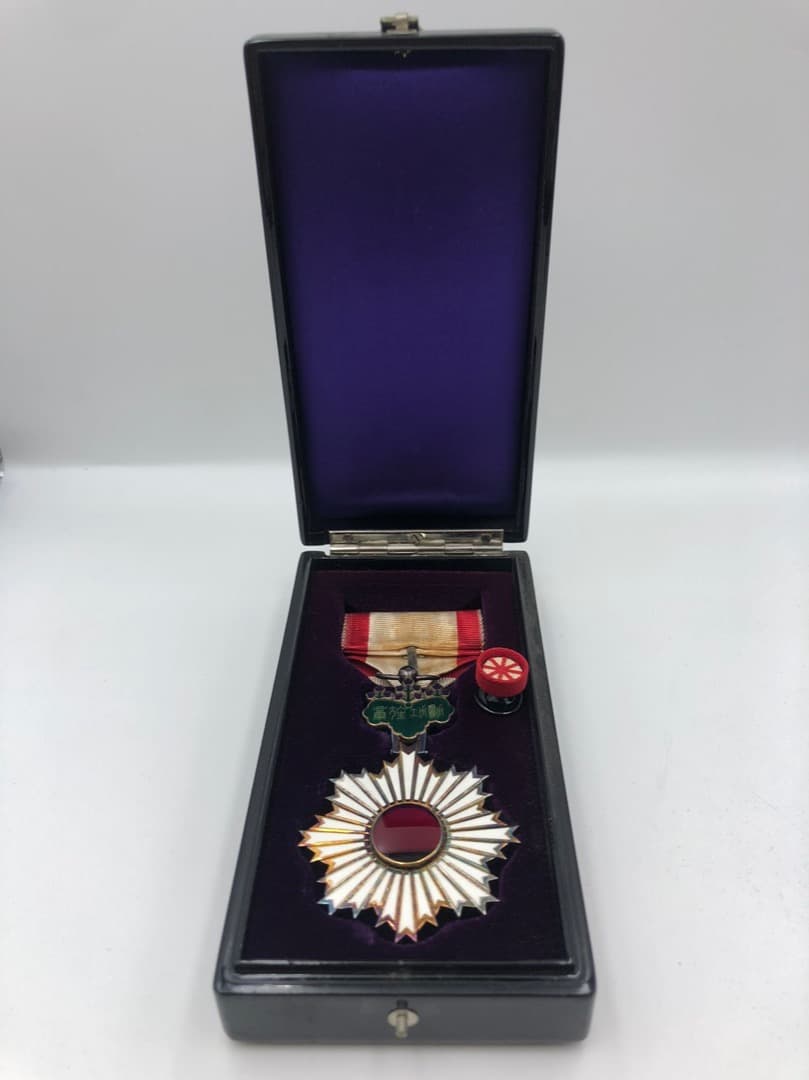 【お値下げ】勲五等双光旭日章 明治勲章 勲章 徽章