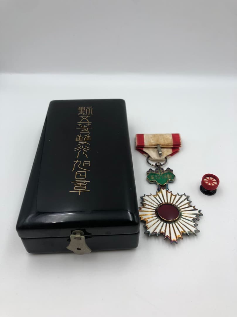 【お値下げ】勲五等双光旭日章 明治勲章 勲章 徽章