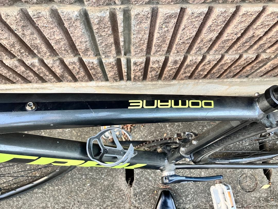 TREK 「トレック」 DOMANE AL3 DISK 2021 ロード　52