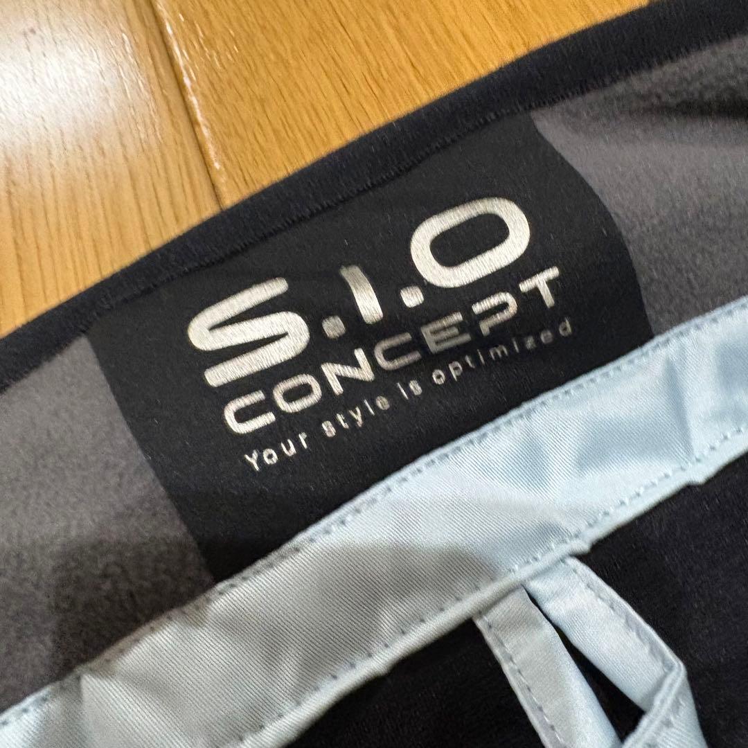 未使用級　DESCENTEデサント SIO 高機能ウェアー　ズボンXOサイズ　白