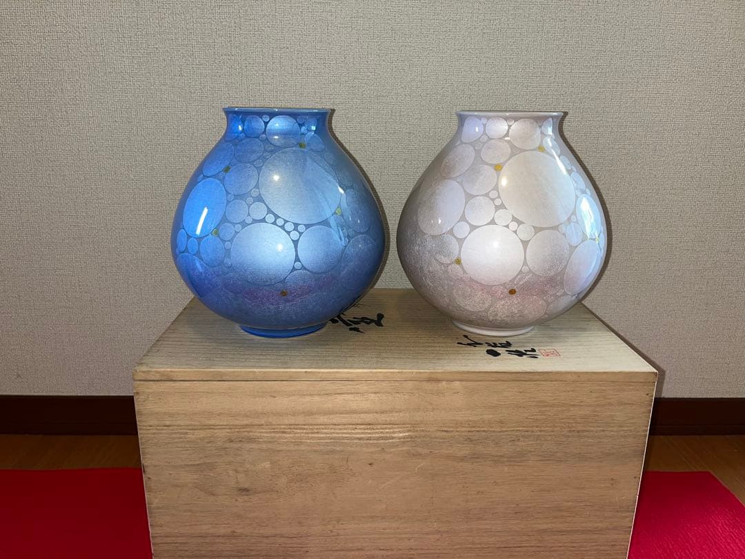 中田一於 淡青釉・淡桜釉 釉裏銀彩 壺 一対 N38 日本工芸会正会員 九谷焼