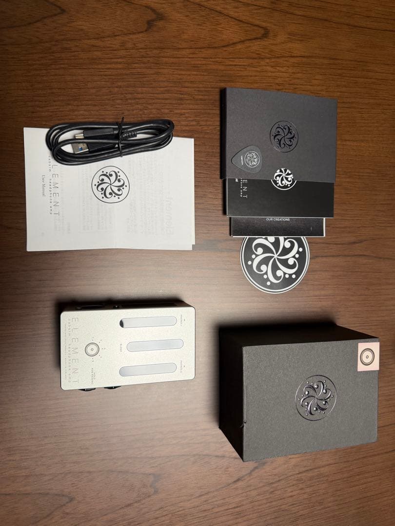 Darkglass Electronics ELEMENT ヘッドフォンアンプ