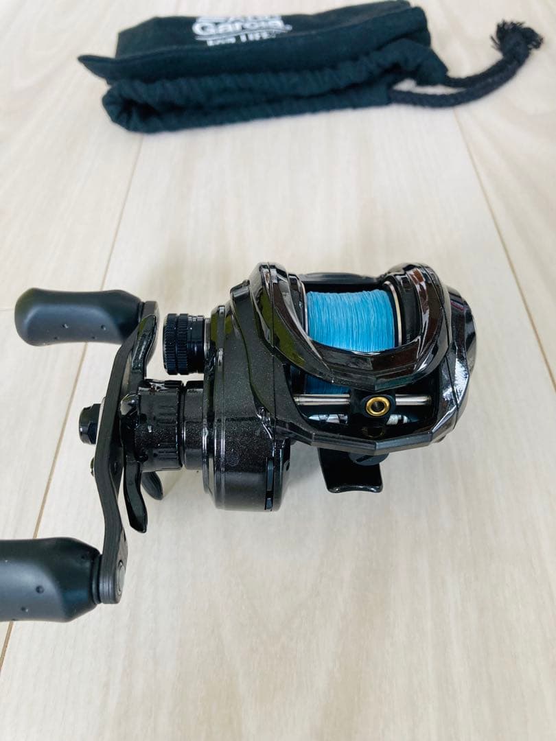 アブガルシア ロキサーニ 7 (ベイト)右巻き