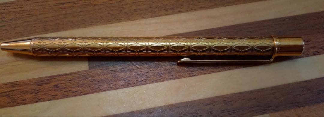 Cartier ボールペン 専用ケース付き