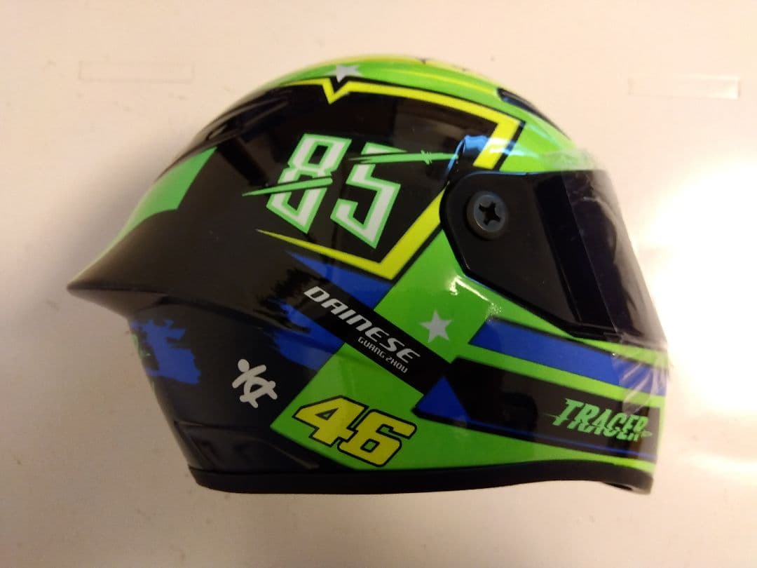 ♦︎王一博ぬいぐるみ➕バイク➕ヘルメット➕レーススーツ 20cm おまけ