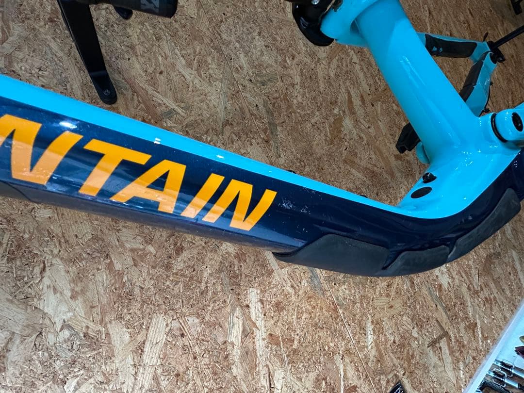 【Mサイズ】ロッキーマウンテン ALTITUDE CARBON 27.5