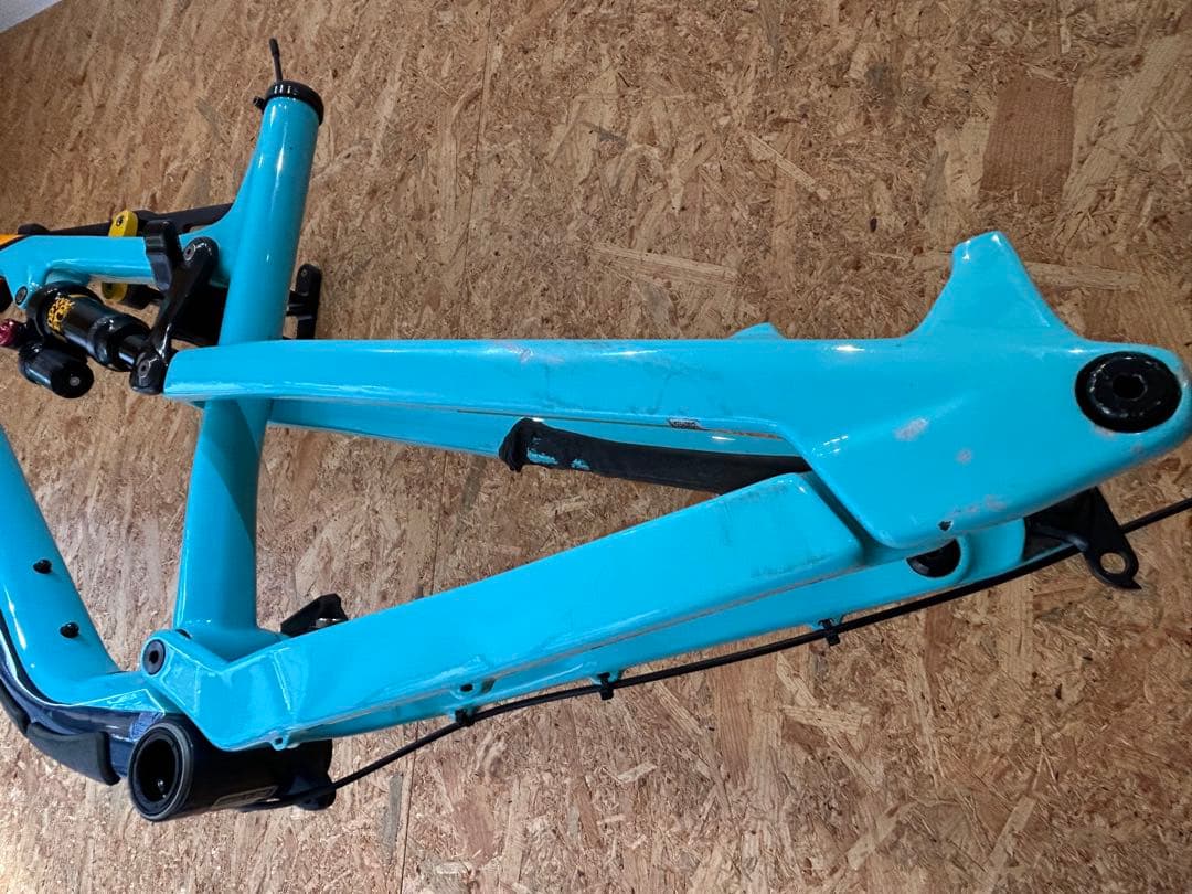 【Mサイズ】ロッキーマウンテン ALTITUDE CARBON 27.5