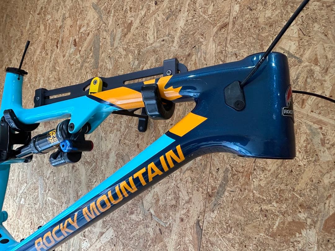 【Mサイズ】ロッキーマウンテン ALTITUDE CARBON 27.5