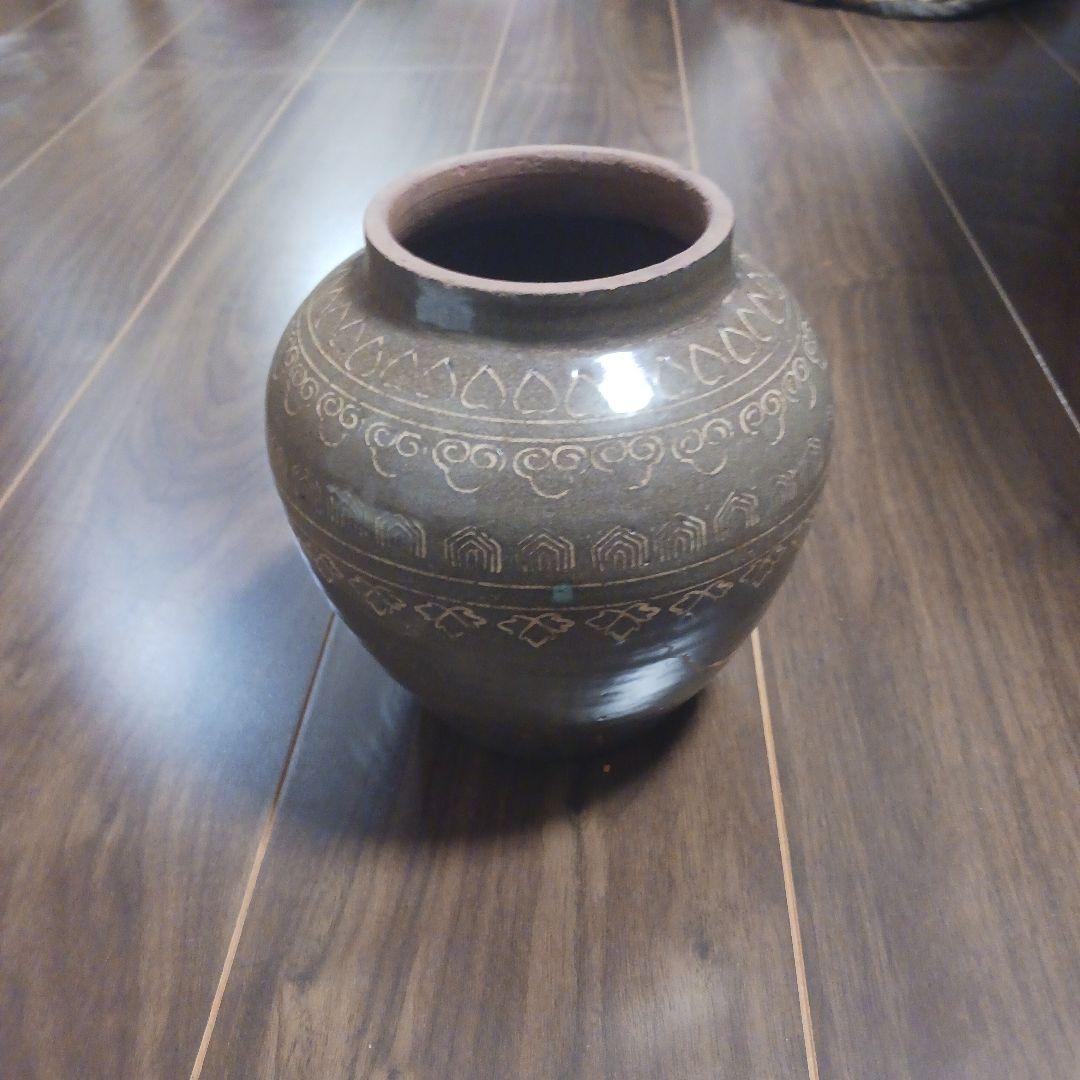 細川藩御用釜　時代　八代焼(高田焼)象嵌小壺　古美術